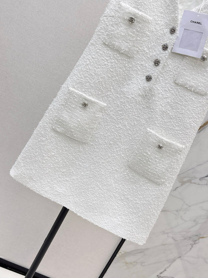 C 25 Knitted woolen floral sleeveless dress
