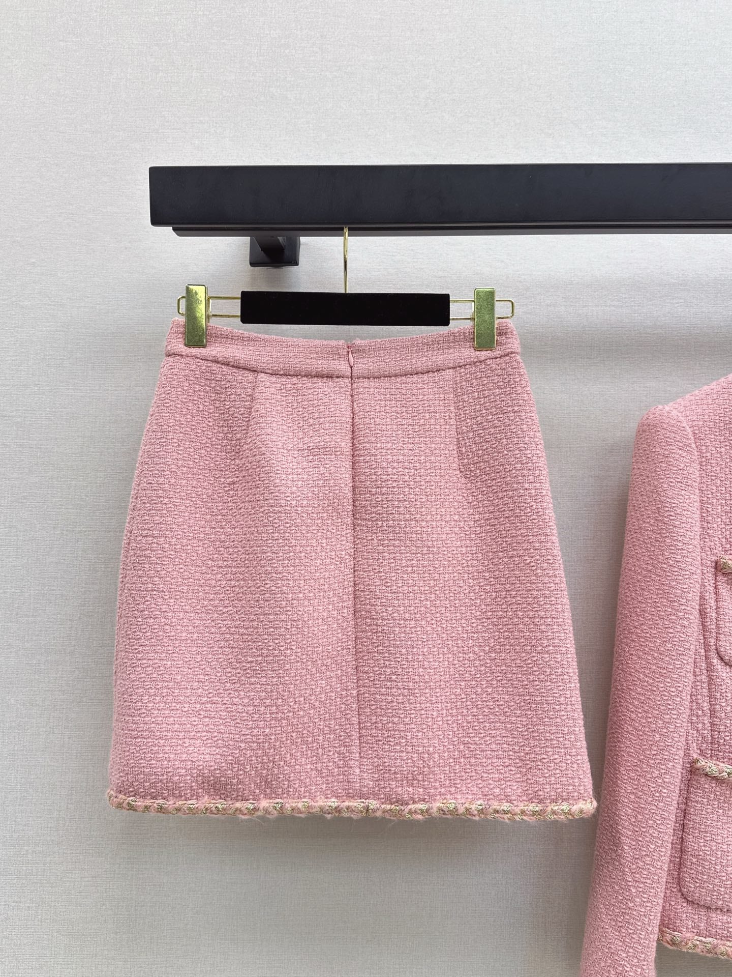C 25 Pink woolen woven jacket+half skirt set