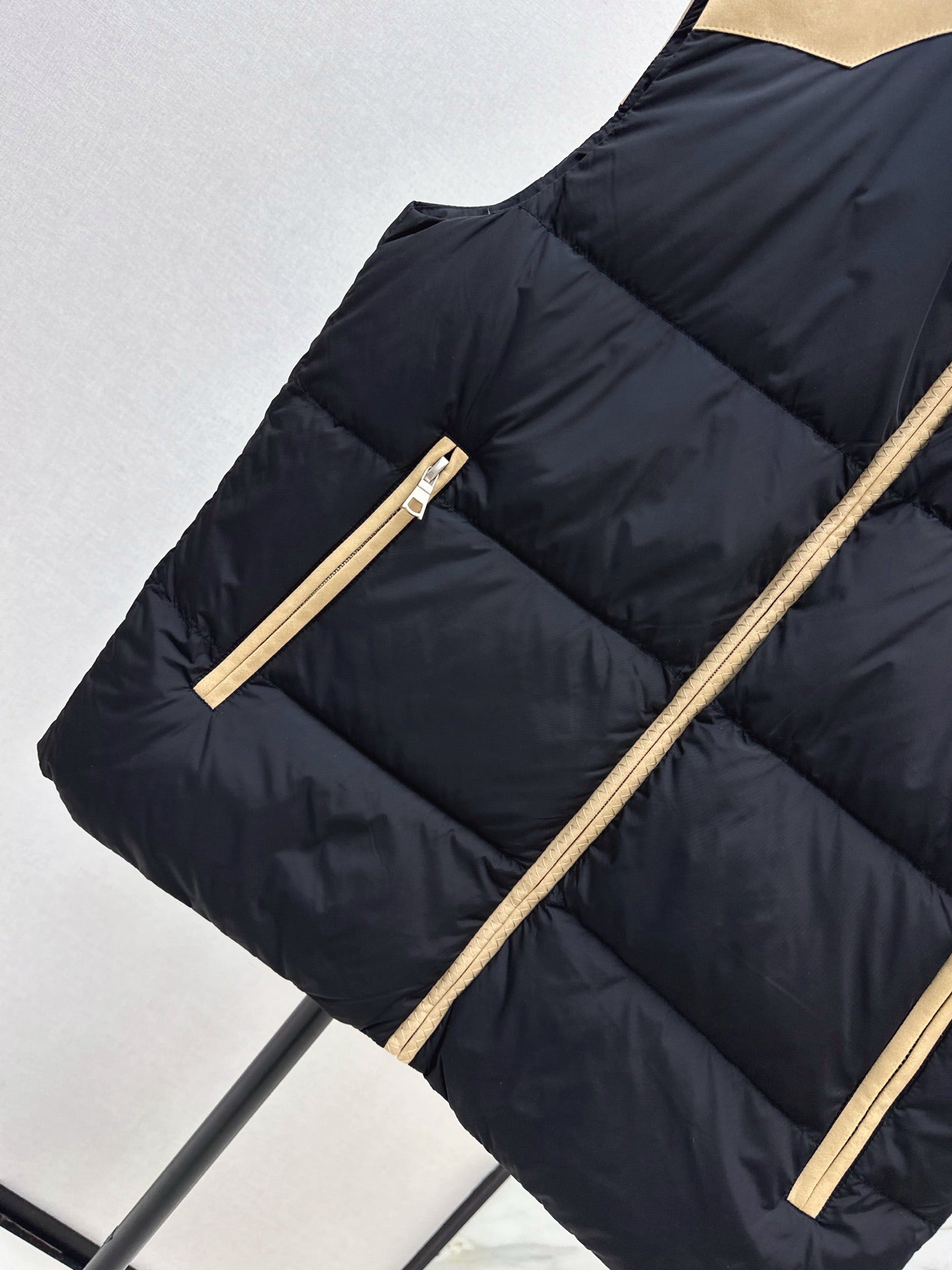 Mon 25 Splicing method: Down vest jacket
