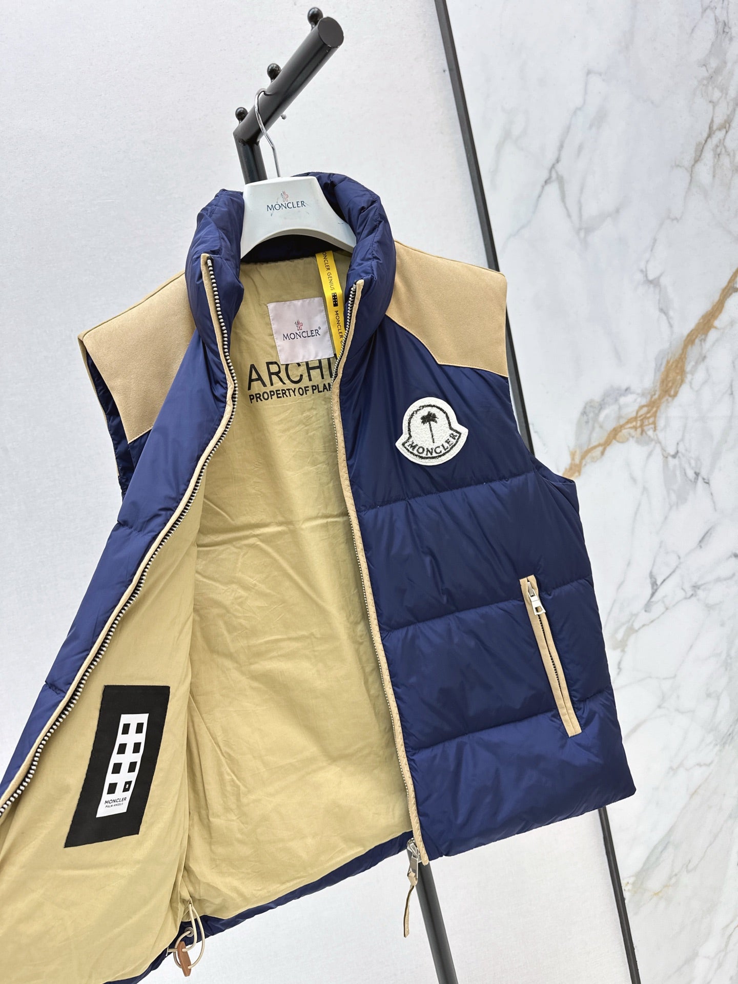 Mon 25 Splicing method: Down vest jacket