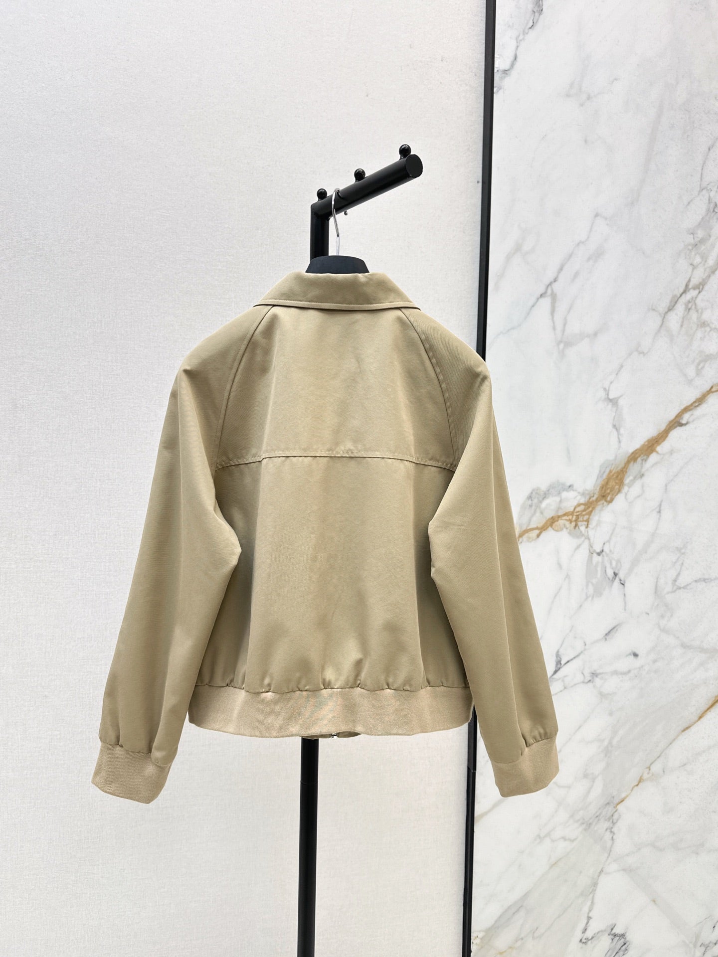 Di 25 Logo embroidery decorative jacket jacket