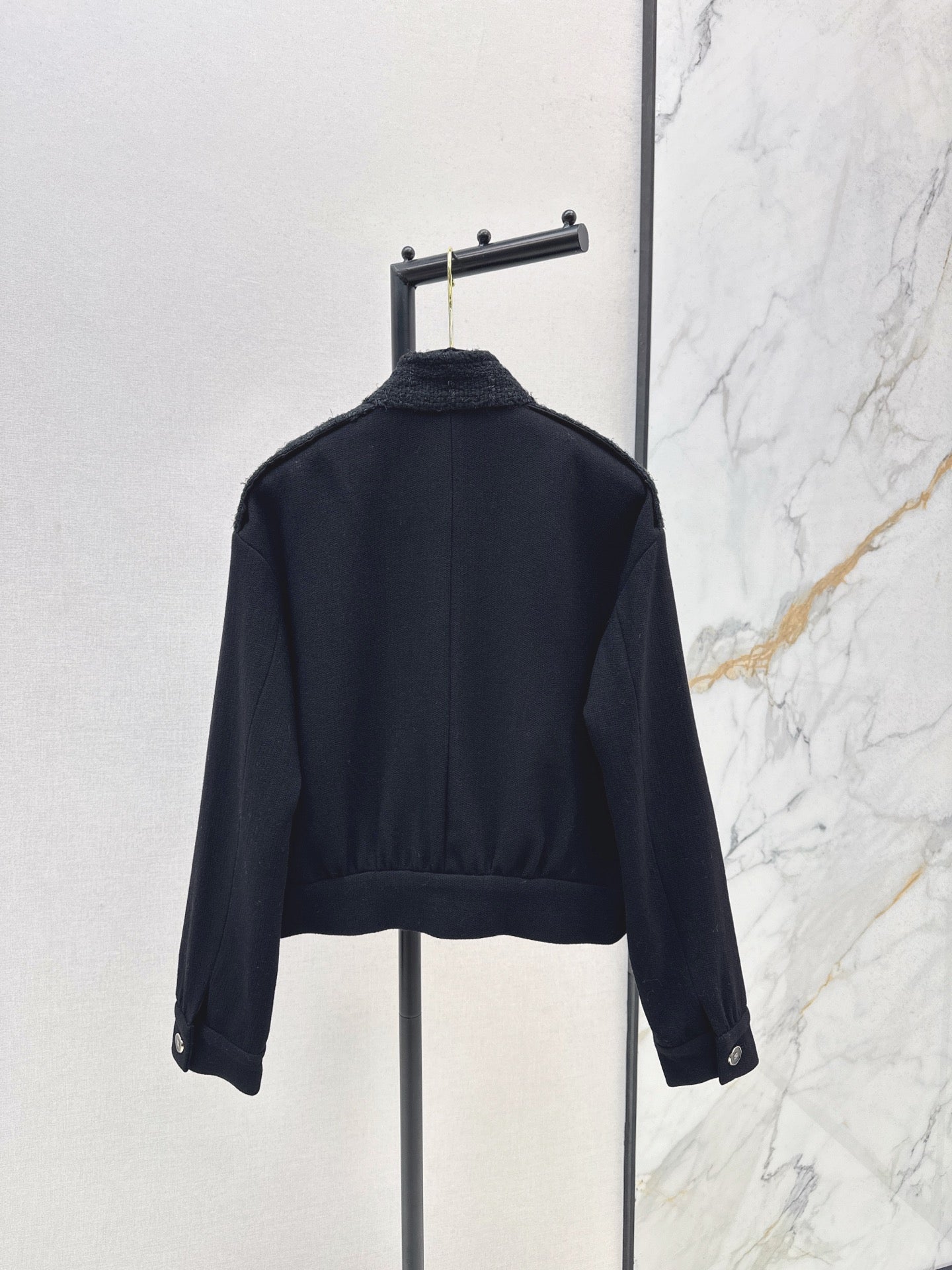 C 25 Multi pocket wool jacket