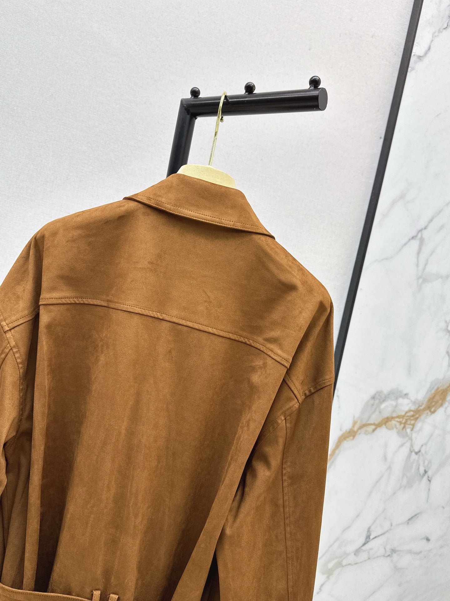 Mi 25 Belt design suede jacket