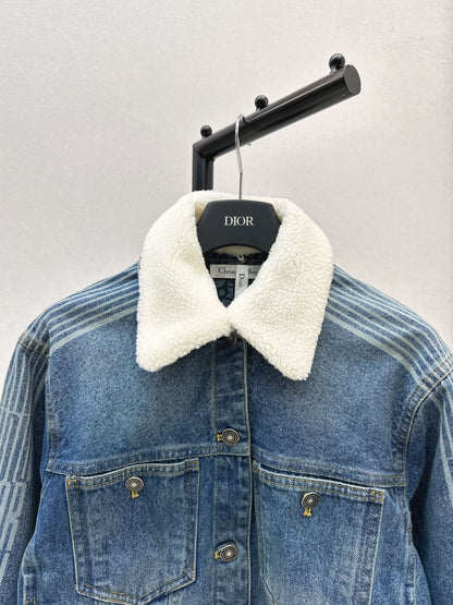 Di 25 Plush collar lined denim jacket