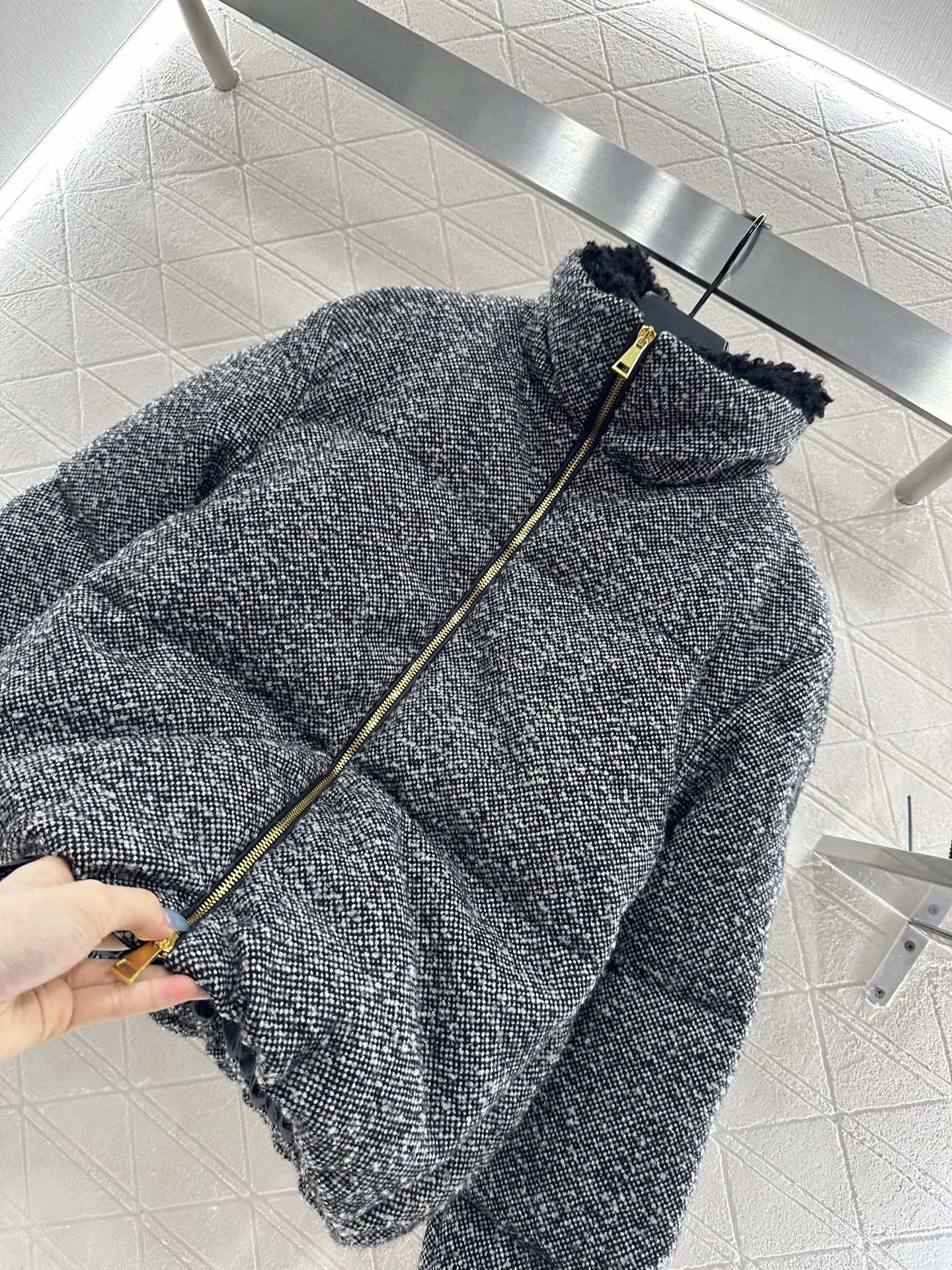 Mon 25 stand collar woolen down jacket