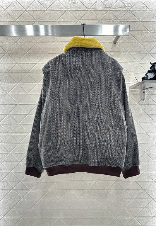 Mi 25 Wool jacket with detachable fur collar