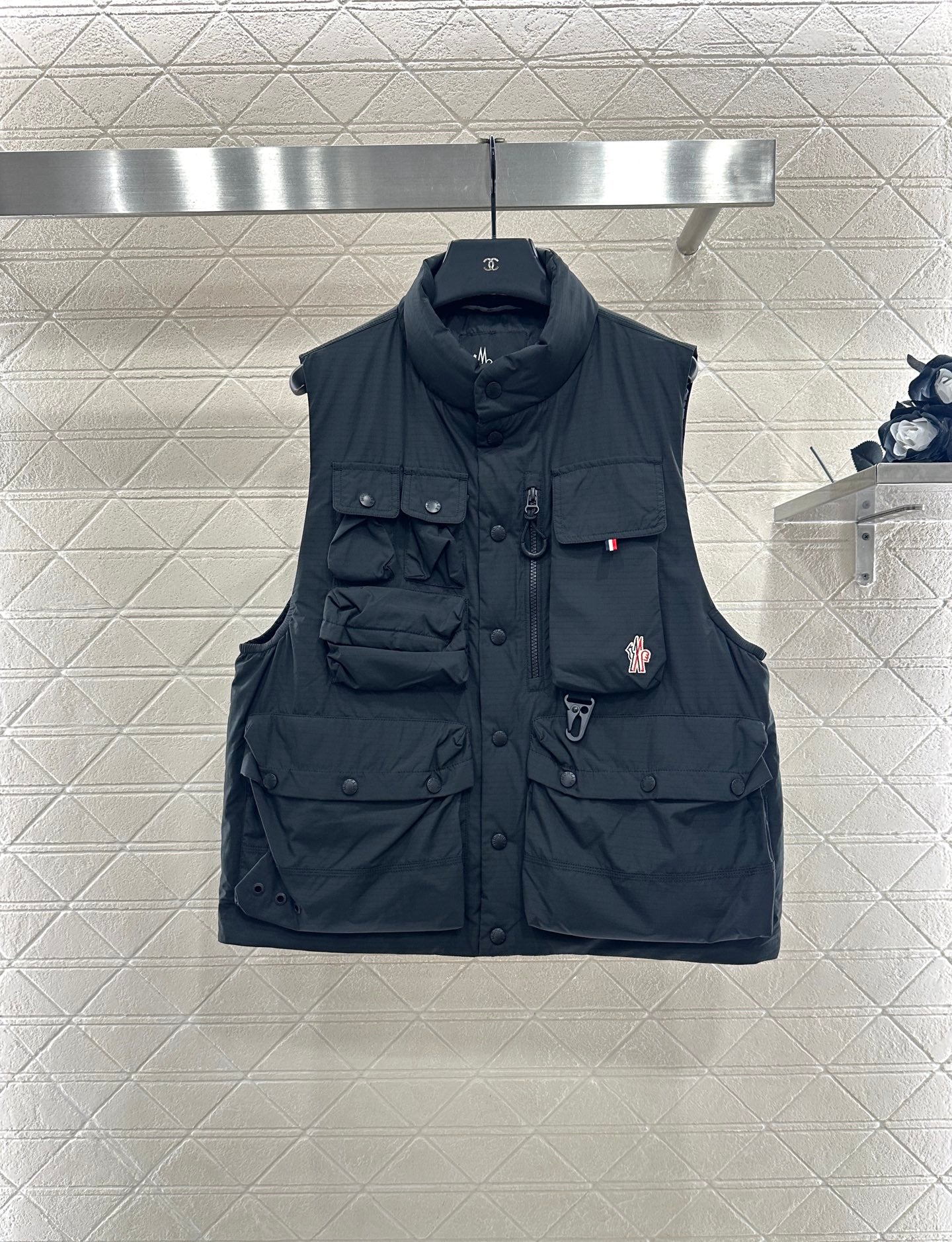 Mon 25 Stand collar multi-pocket work vest