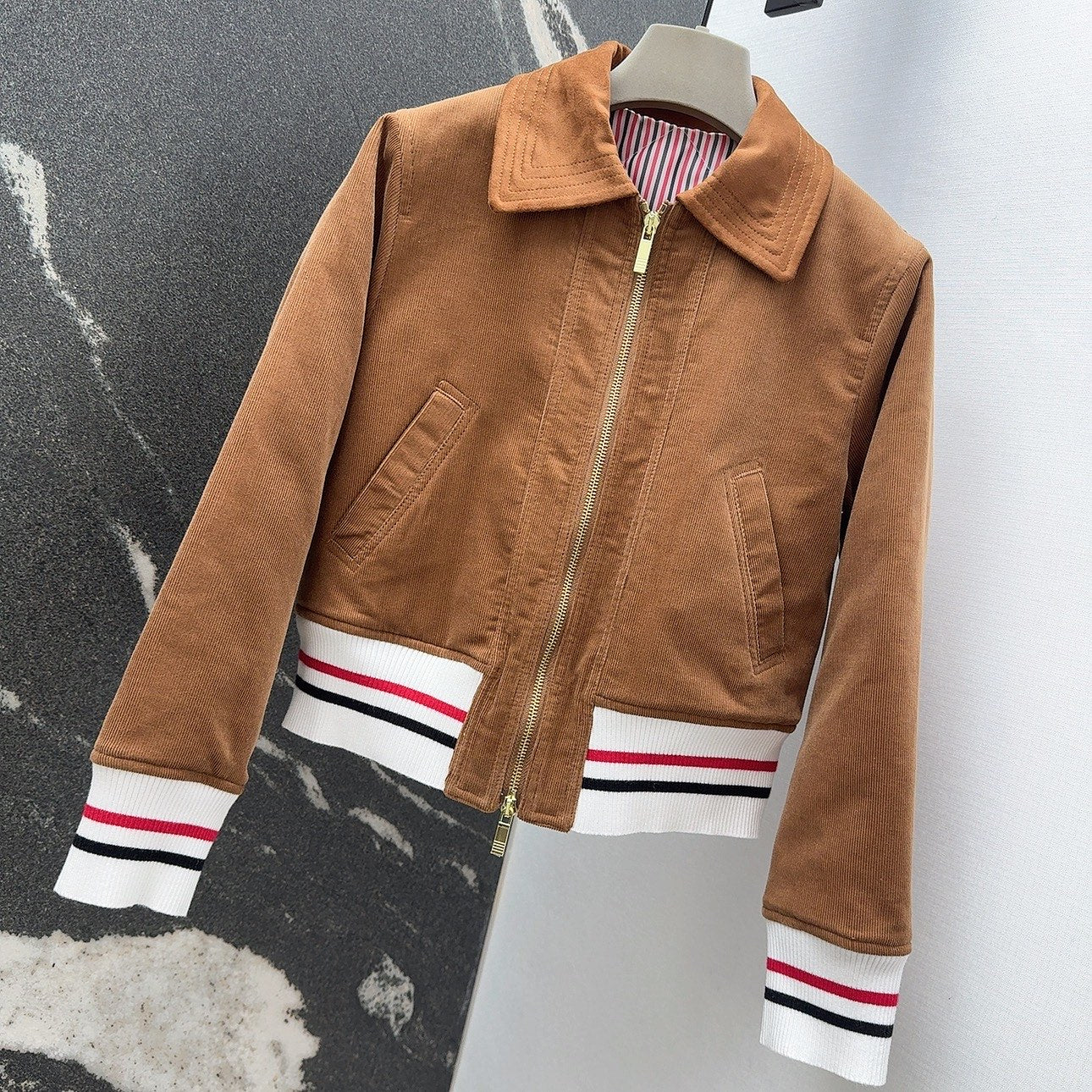 Th 25 Corduroy padded jacket