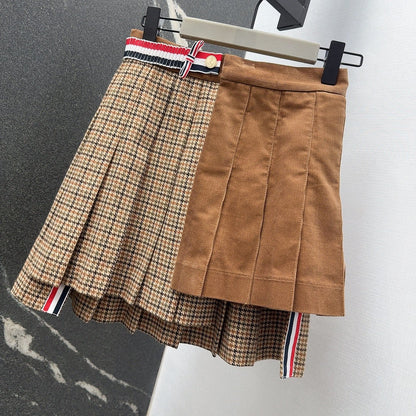 Th 25 Plaid pleated skirt