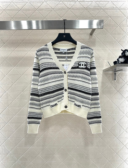 C 25 striped knitted wool cardigan