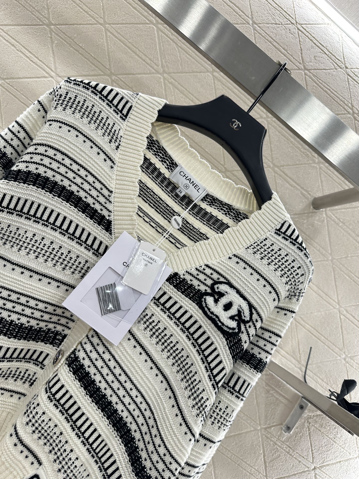 C 25 striped knitted wool cardigan