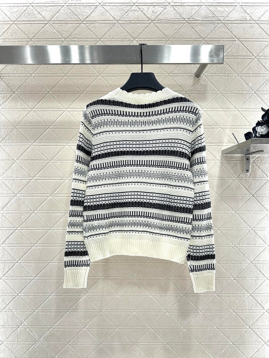 C 25 striped knitted wool sweater