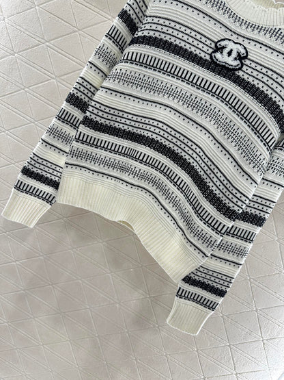 C 25 striped knitted wool sweater