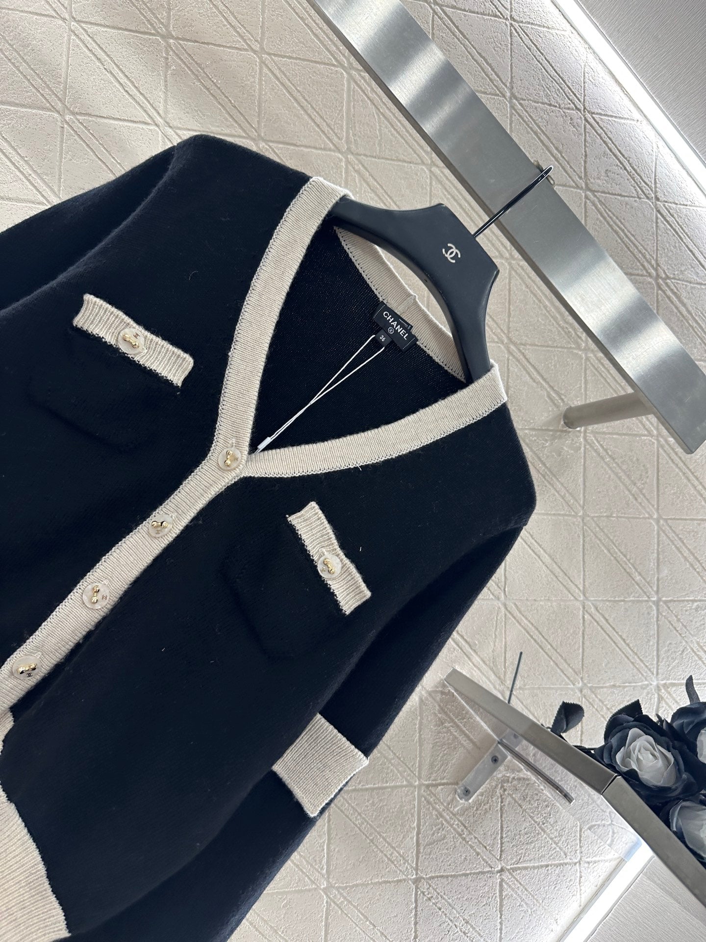 C 25 Pocket Knit Cashmere Cardigan
