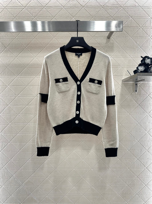 C 25 Pocket Knit Cashmere Cardigan