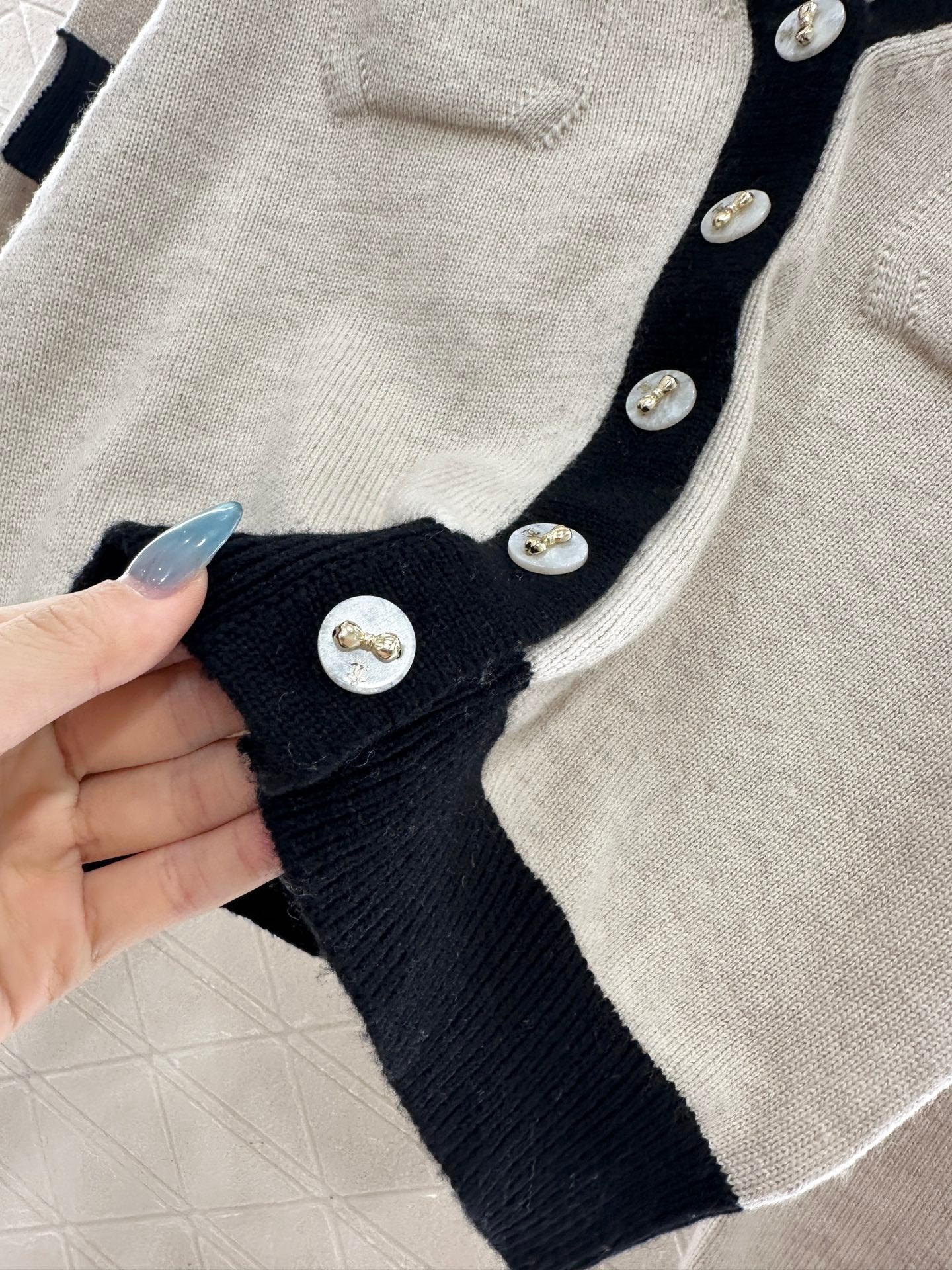 C 25 Pocket Knit Cashmere Cardigan