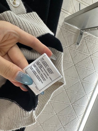 C 25 Pocket Knit Cashmere Sweater