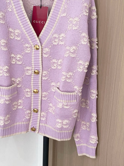 Gu 25 New knitted V-neck wool cardigan