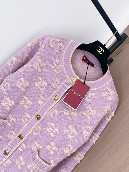 Gu 25 New knitted round neck wool cardigan