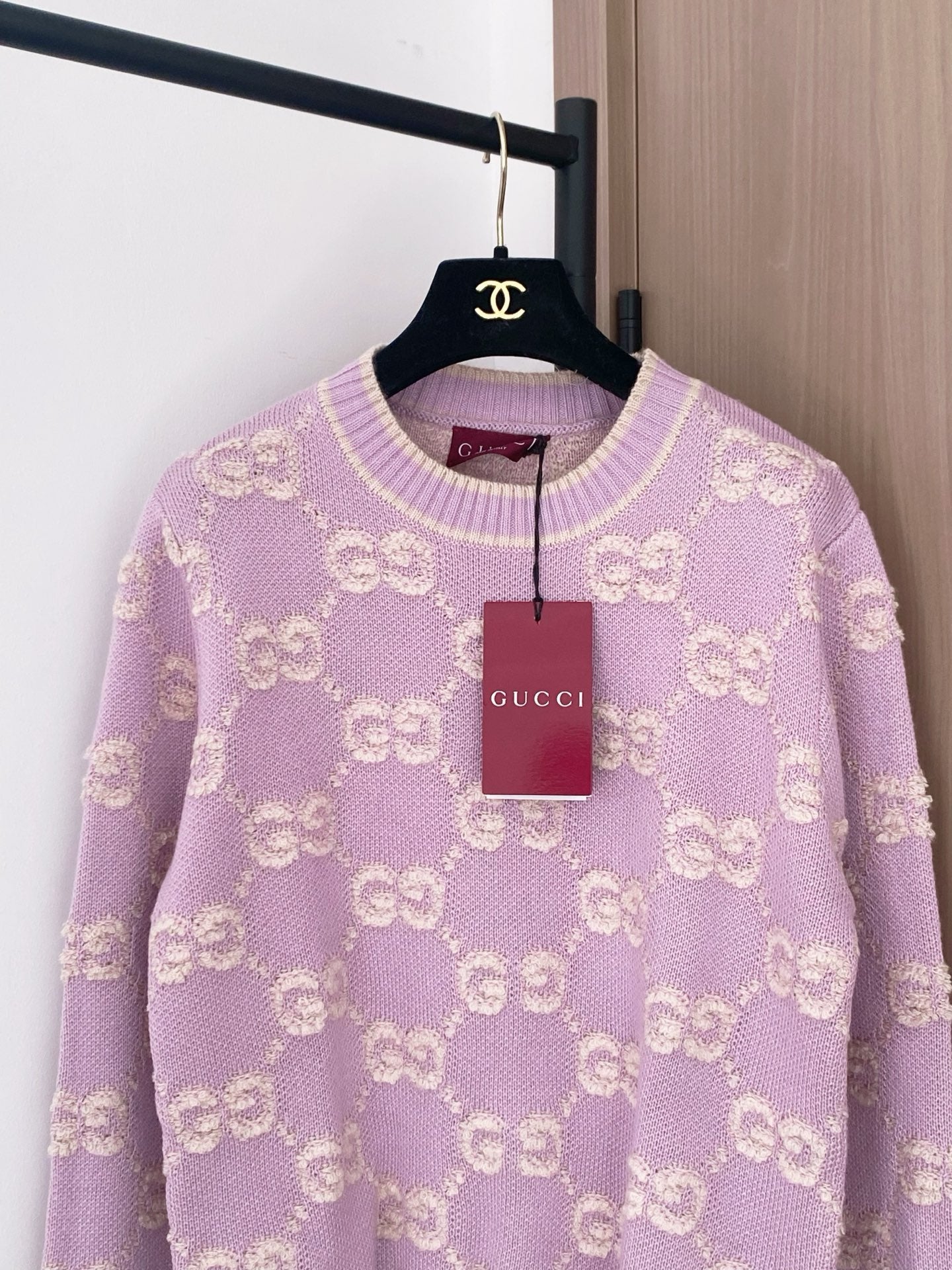 Gu 25 New knitted round neck wool sweater