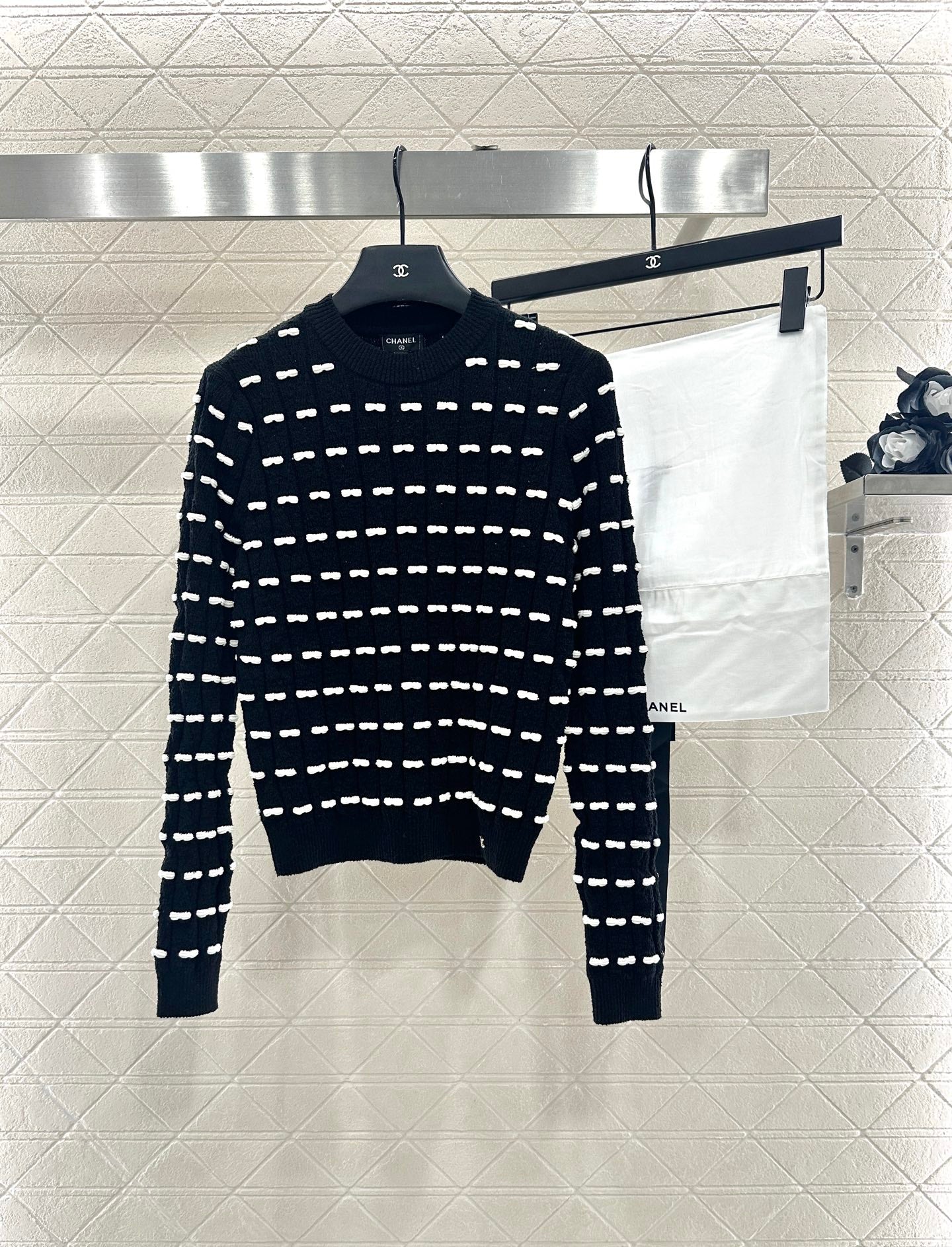 C 25 Bow Knitted Wool sweater