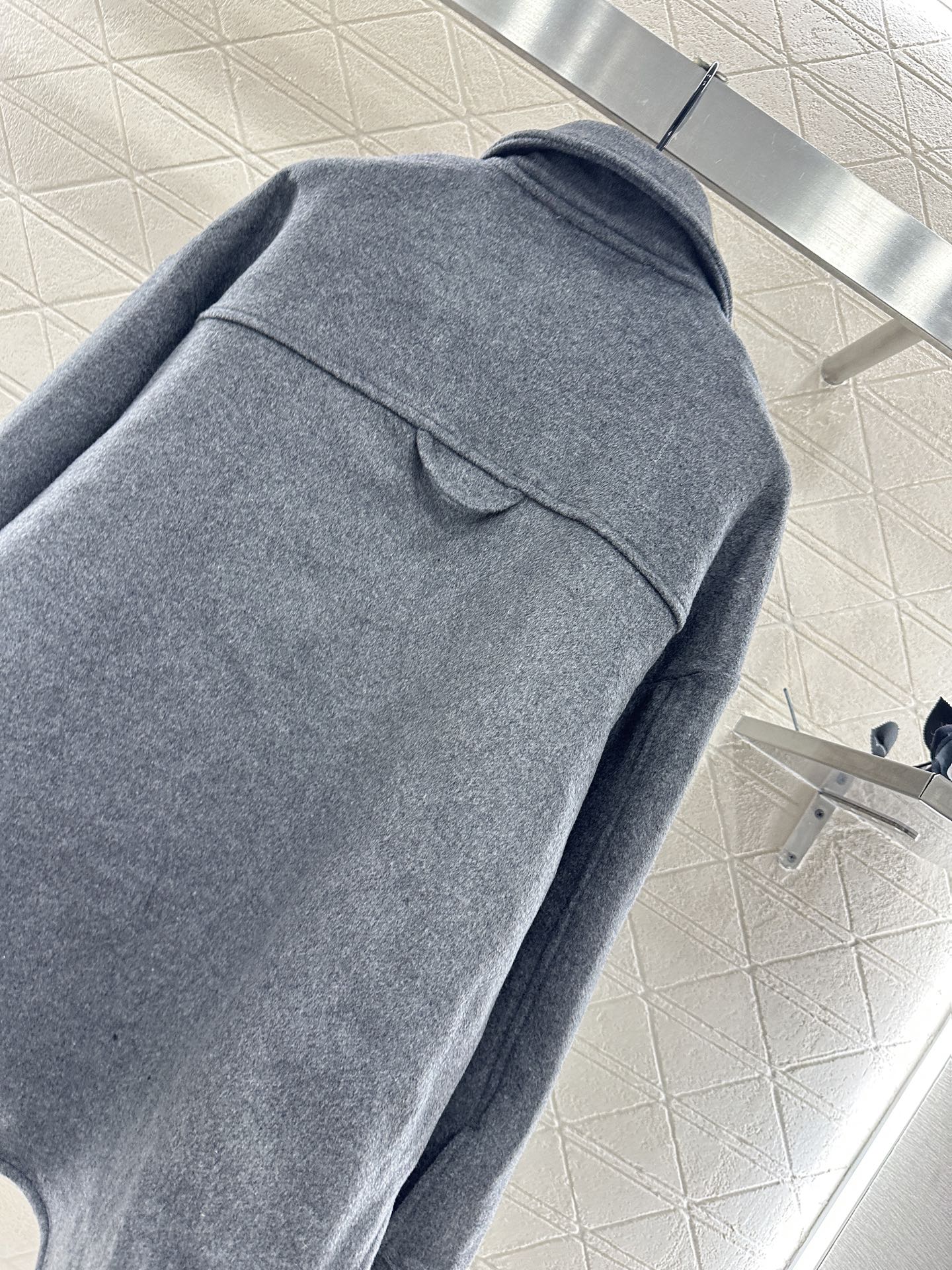 Pra 25 mid-length wool coat