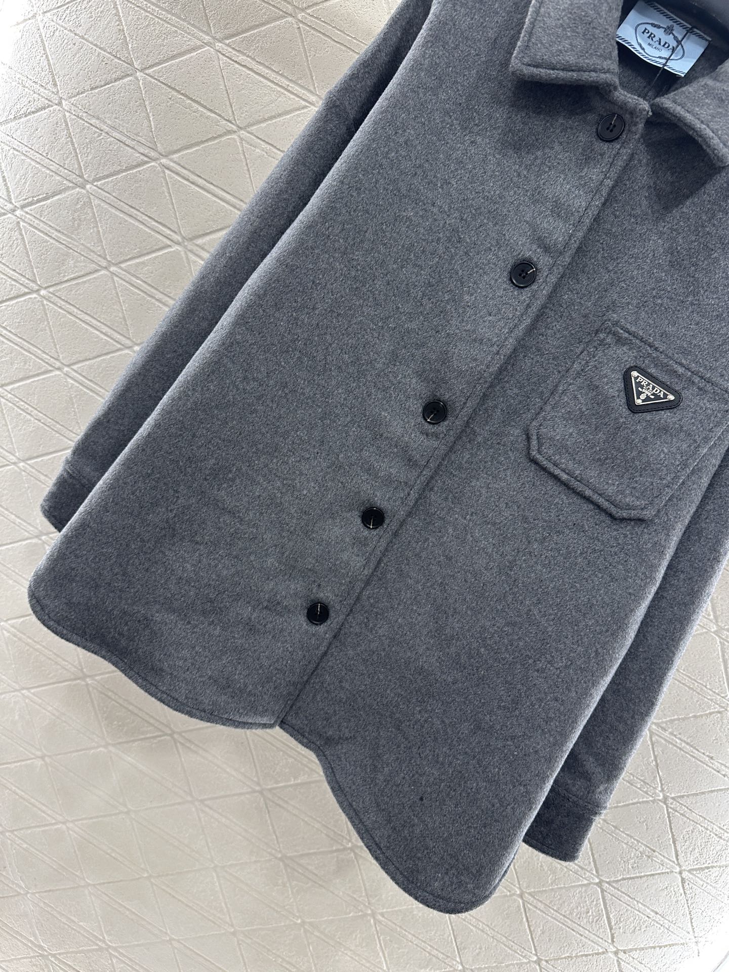 Pra 25 mid-length wool coat